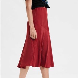 american eagle red silky skirt